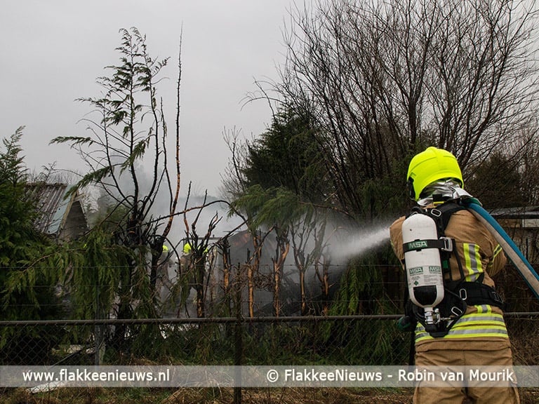 Schuur in brand op camping Oude-Tonge