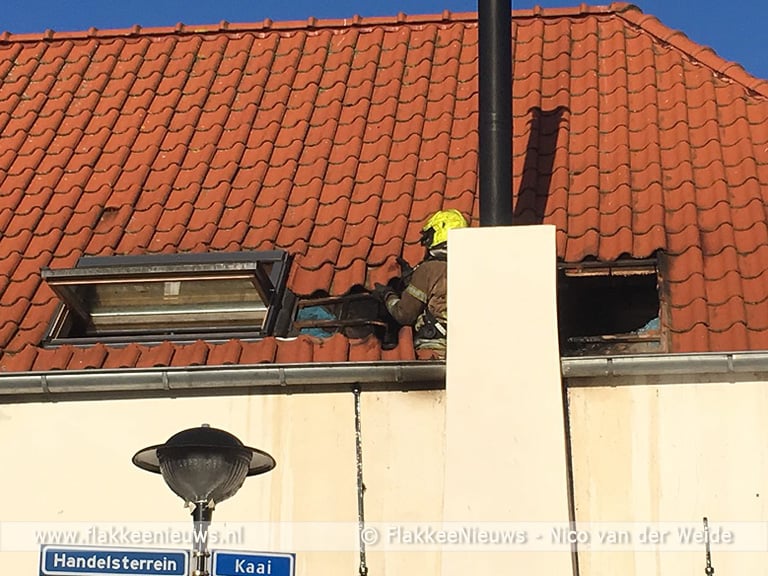 Brand aan de Kaai in Oude-Tonge