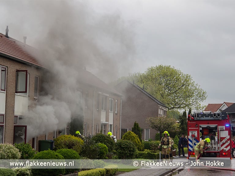 Brand in woning Achthuizen aangestoken
