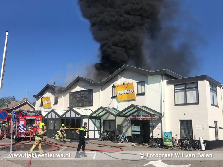Uitslaande brand aan de Molenweg in Ouddorp