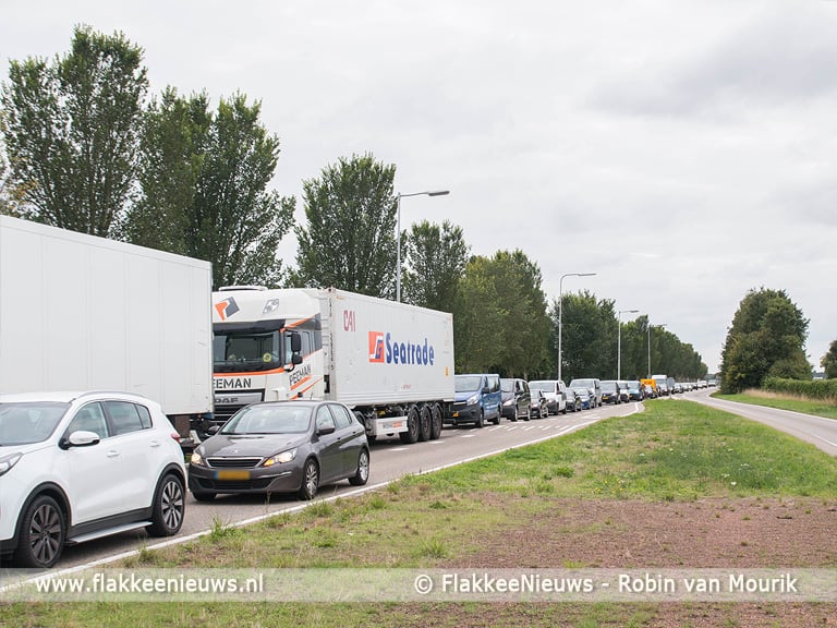 Scholiere aangereden op Staverseweg Sommelsdijk
