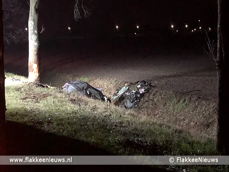 Automobilist overleden op de Magdalenadijk bij Achthuizen