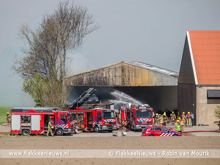 Zeer grote brand tussen Herkingen en Nieuwe-Tonge