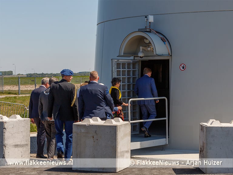 Koning Willem-Alexander bezoekt Windpark Krammer