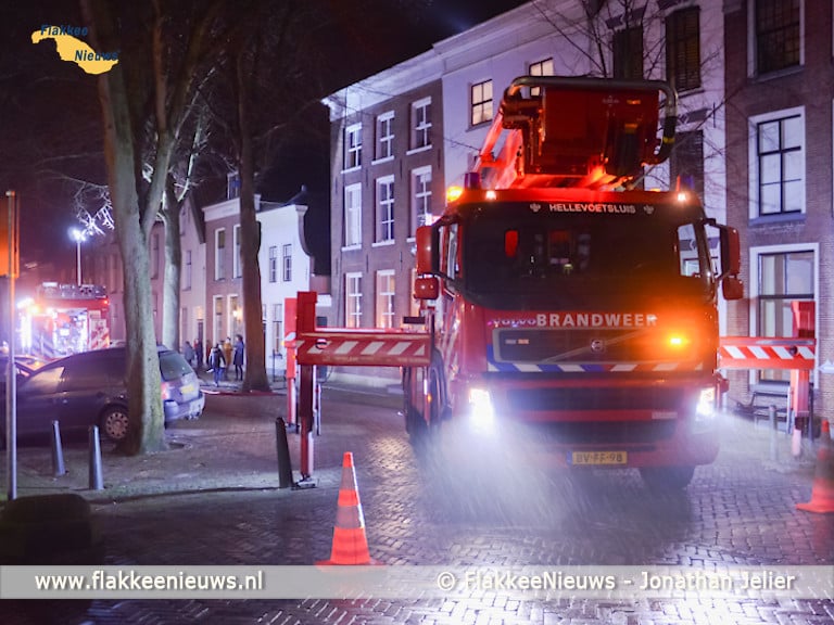 Schoorsteenbrand in Sommelsdijk