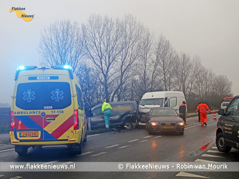 Ongeval met drie voertuigen op N215