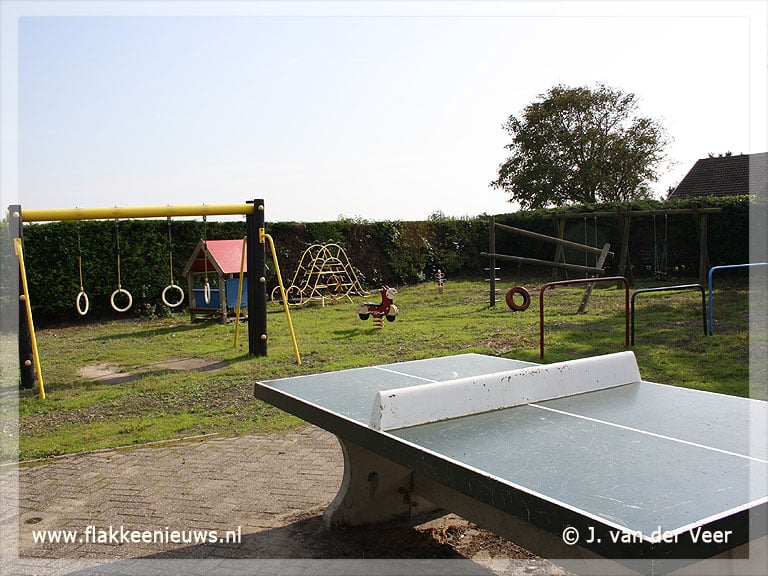 Nieuwe speeltuin en trapveldje voor Herkingen