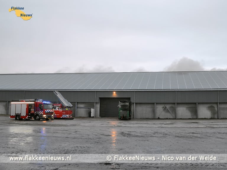 Inzet brandweer voor een grote brand in een schuur