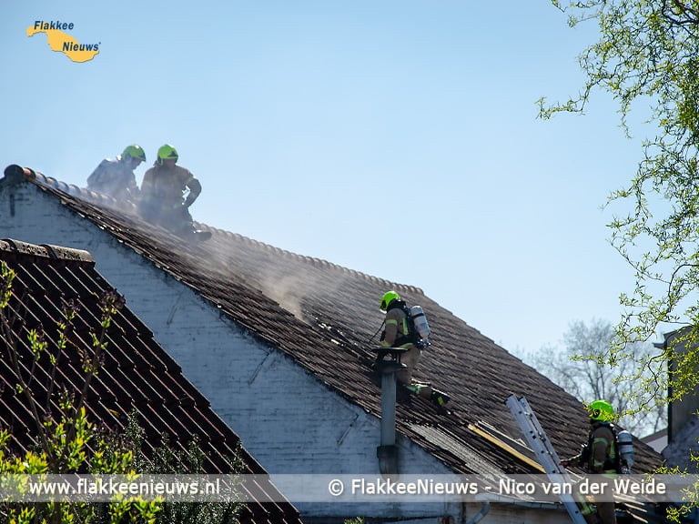 Grote brand in schuur Ooltgensplaat