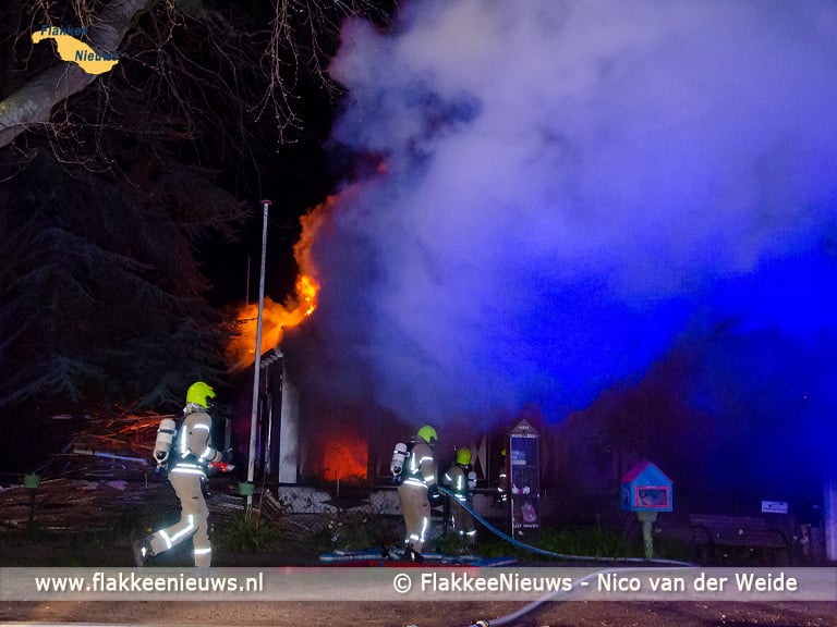 Zeer grote brand in Dirkslandse woning