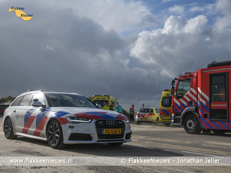 Veel hulpdiensten rukken uit voor gewonde kitesurfer