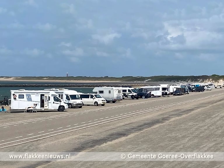 Wildkamperen op Goeree-Overflakkee? Boa's houden streng toezicht.