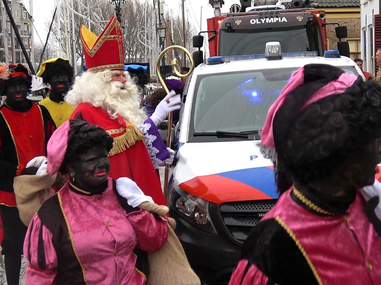 Intocht Sinterklaas Middelharnis verliep niet volgens plan