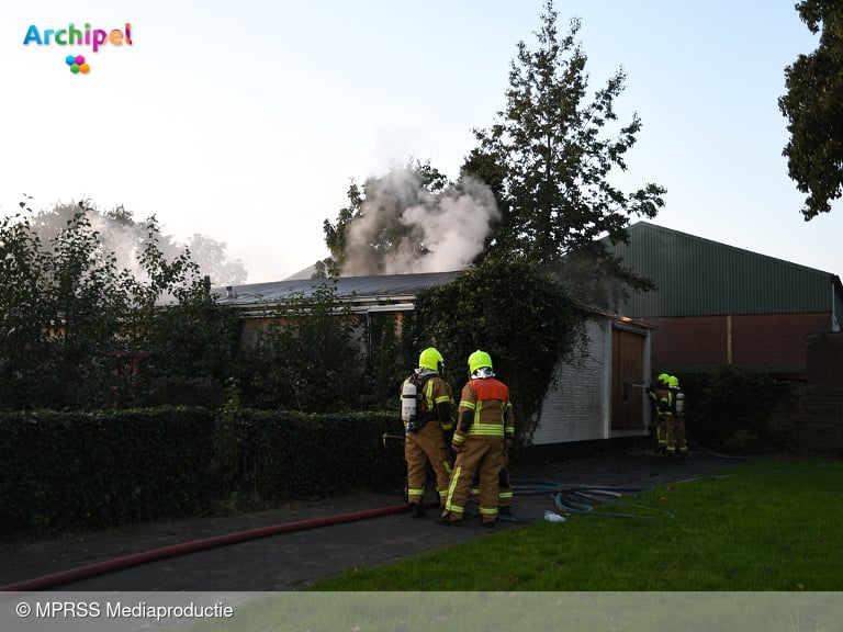 Brand in voormalig schoolgebouw in Sommelsdijk