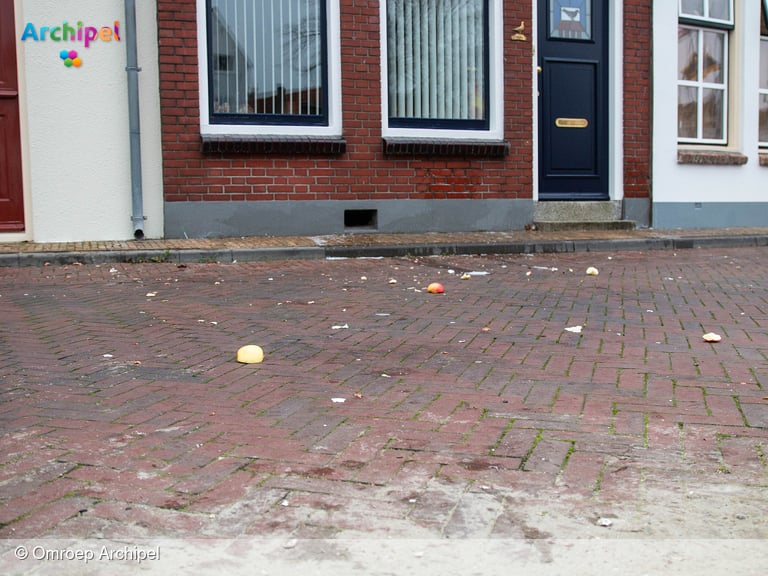 Sinterklaas veilig aangekomen in Middelharnis te midden van bijzondere sfeer
