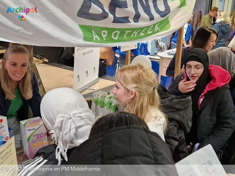 Drukbezochte studie-en beroepenmarkt bij de CSG Prins Maurits en RGO College
