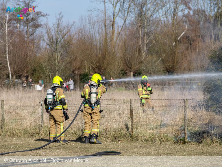 Brand in schuurtje aan de Molenlaan in Sommelsdijk