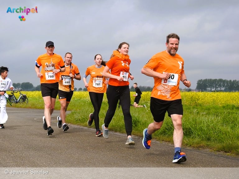 Omloop van Menheerse op Koningsdag