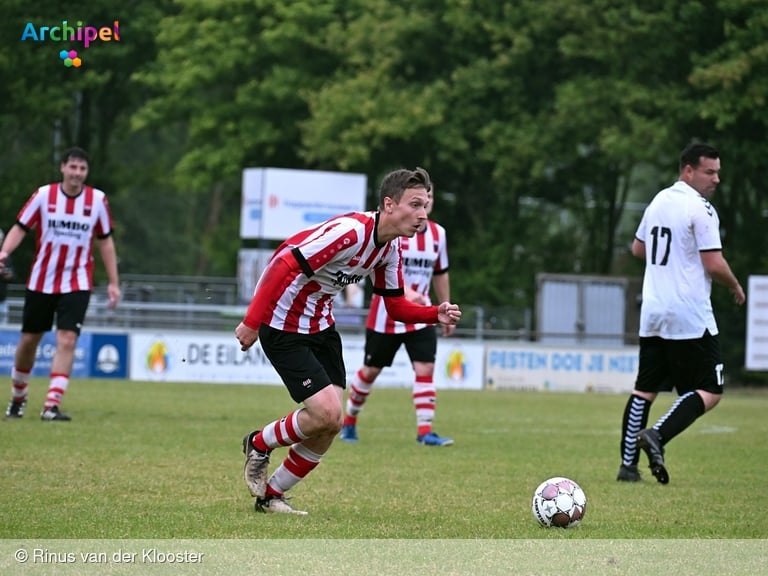 WFB sluit competitie af met zege op Rockanje