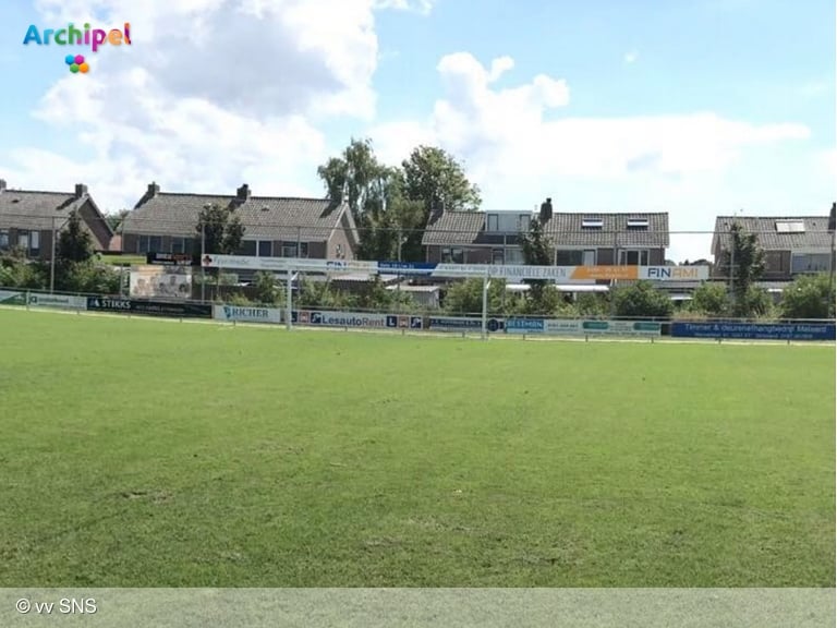 SNS schrijft eerste elftal niet in voor competitie: "Dit doet zeer"