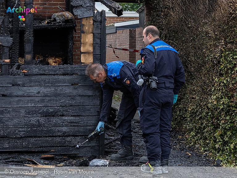 Grote rookwolk in Middelharnis door brand