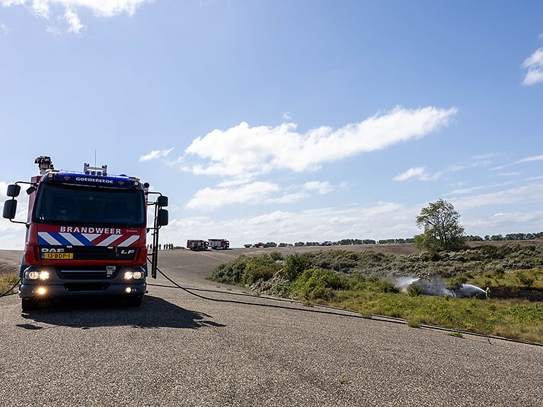 Ontploffing fosforbommen door EOD veroorzaakt natuurbrand