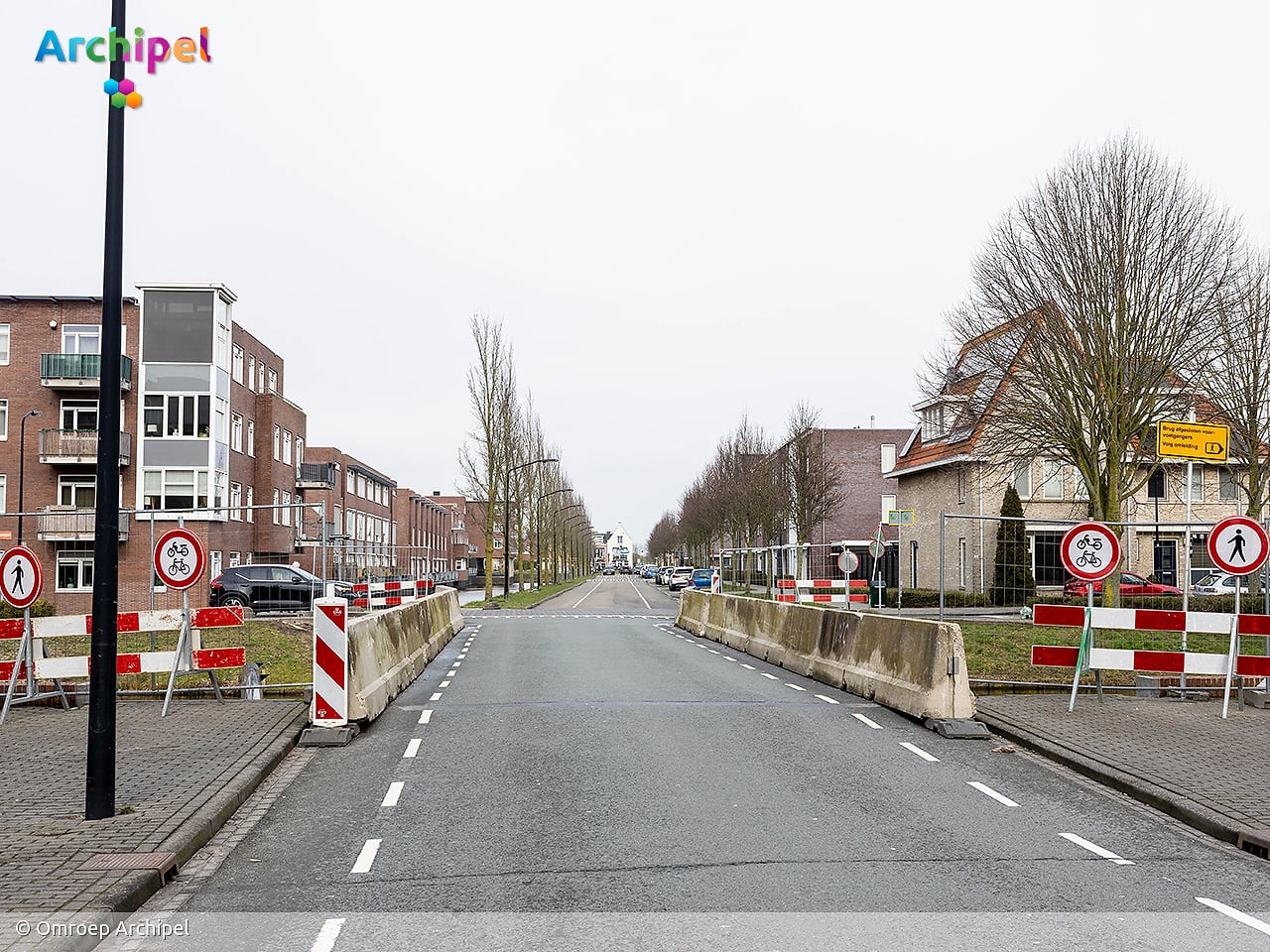 Brugdeel Anne Franklaan begin maart weer op zijn plek