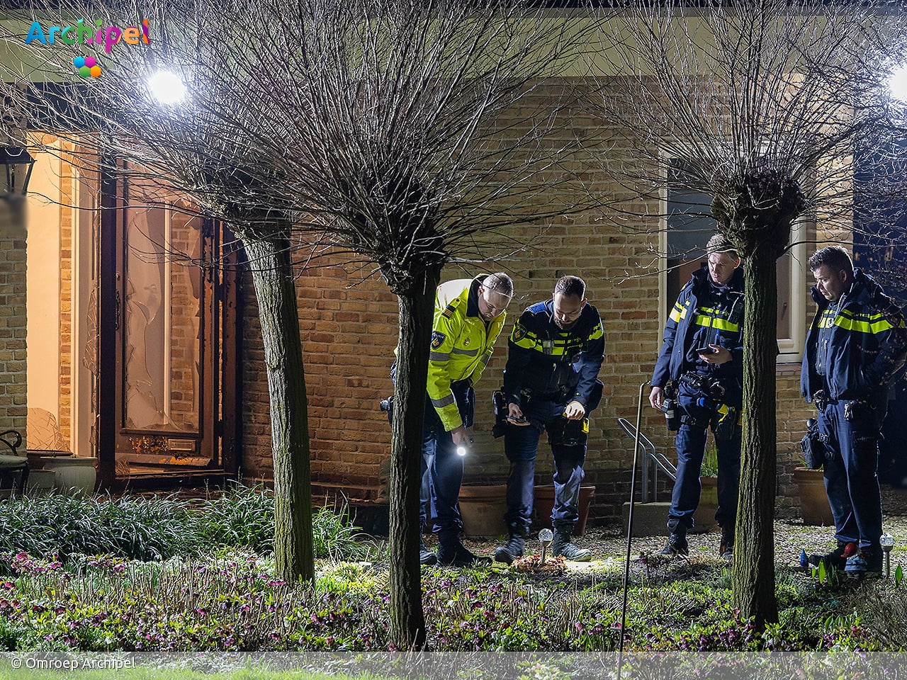 Twee aanhoudingen na explosie bij woning