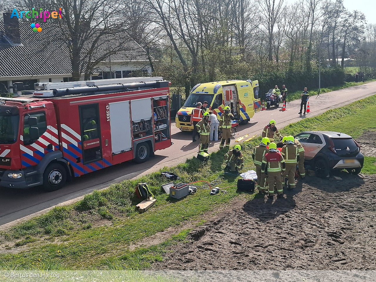 Bestuurder overreden door eigen auto in Ouddorp