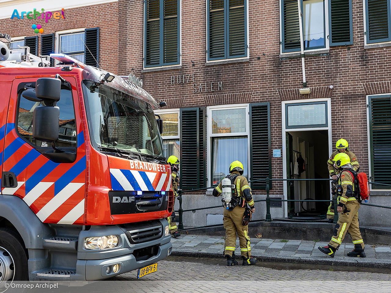 Brand op bovenverdieping monumentaal pand in Dirksland