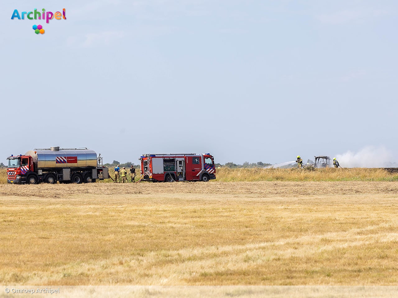 Tractor volledig uitgebrand bij Slikken van Flakkee