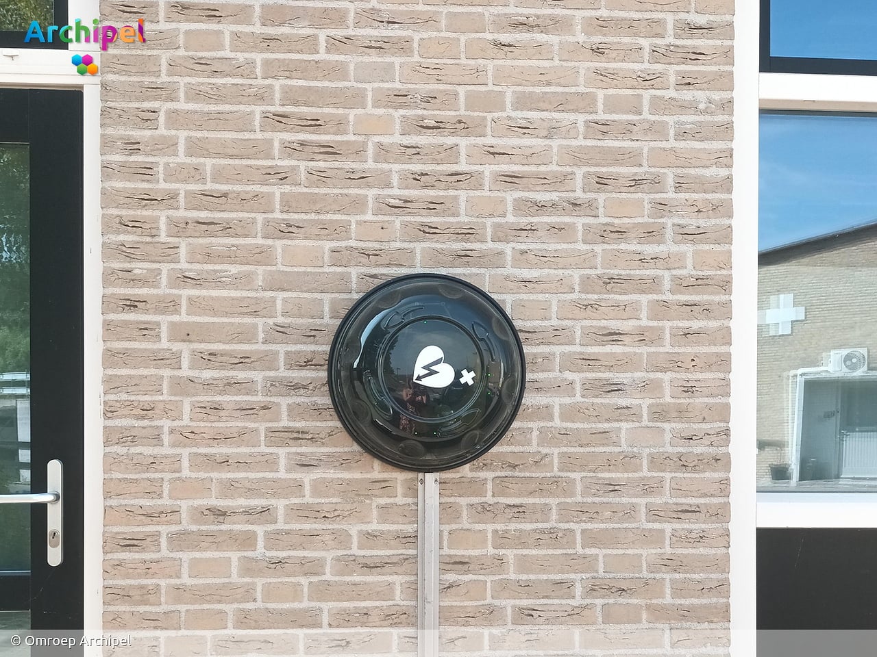 Warm weer vormt risico voor buiten geplaatste AED's