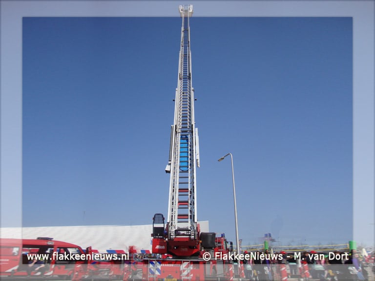 Ladderwagen brandweer dichterbij Goeree-Overflakkee