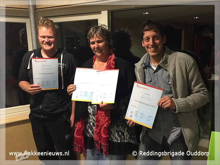 Ouddorpse Reddingsbrigade twee instructeurs rijker