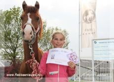 10-jarige doneert geldbedrag aan Brooke Hospital