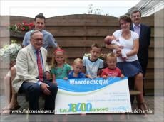 Burgemeester Middelharnis bezoekt 18.000e inwoner