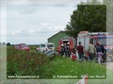Auto te water in Dirksland