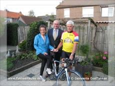 Burgemeester Heijkoop bezoekt sportief echtpaar