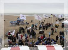 Foto's oudejaarsduik in Ouddorp