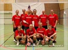 Rabobank steekt Volleybal & Badminton heren in het nieuw