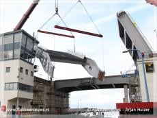 Nieuwe brugdelen voor Goereese brug