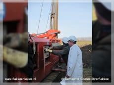 Wethouder slaat eerste paal zwemcomplex 't Zuiderdiep