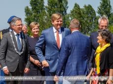 Koning Willem-Alexander bezoekt Windpark Krammer