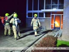 Bewoners opgeschrikt door brand in portiek