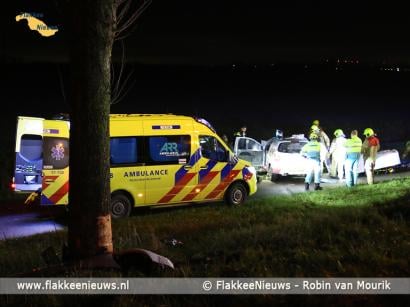 Bestuurder zwaargewond na ongeval in polder Middelharnis