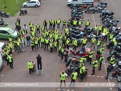 Indrukwekkende Ride4Arno tocht over Goeree-Overflakkee