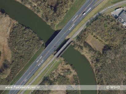 Fiets- en loopbrug Stellendam afgesloten