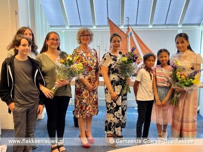 Burgemeester reikt Nederlanderschap uit aan 7 nieuwe inwoners