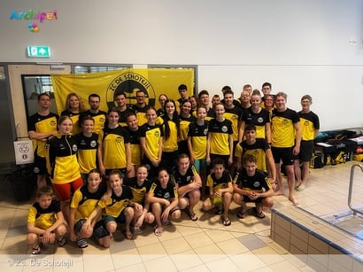 Schotejil begonnen aan zwemseizoen 2024-2025