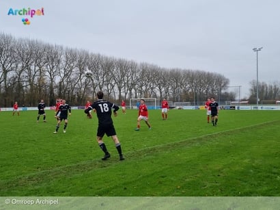 Stellendam op stoom in derde klasse